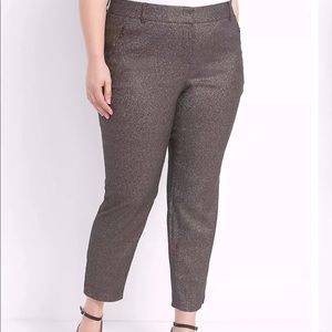 Lane Bryant Signature Fit Ankle 4 Season Pant Size 22
